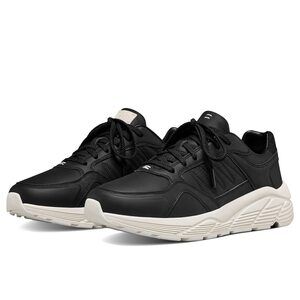 LABEL Go-To Sneaker Black/White 7.5 M